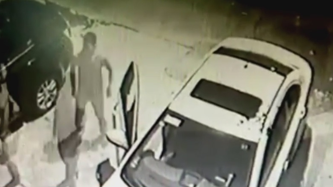 FOTO: Video: Detienen a ladrón de autos en Iztapalapa, en la CDMX, el 25 de mayo de 2020