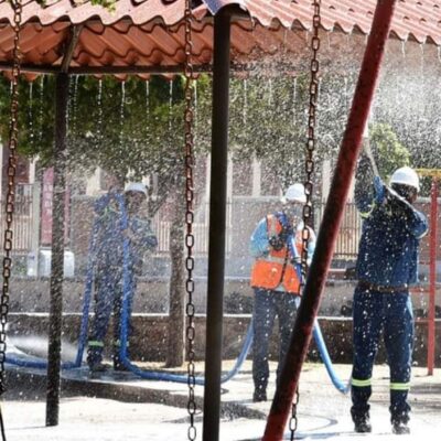 Sanitizan espacios públicos en Sonora para regresar a la Nueva Normalidad