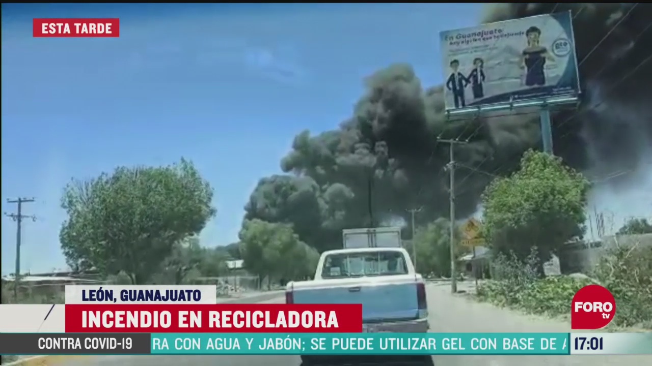 FOTO: 24 de mayo 2020, se registra fuerte incendio en planta recicladora en leon guanajuato