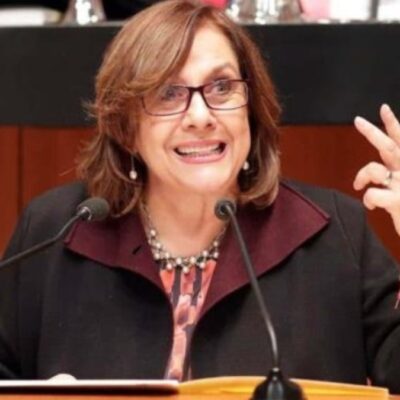 Senadora de Morena muestra su torso desnudo durante reunión virtual de trabajo