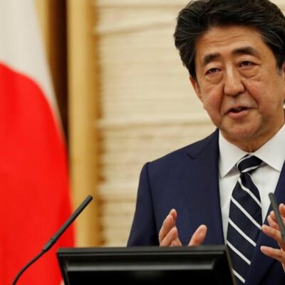 Japón anuncia el final de la alerta sanitaria por coronavirus; Shinzo Abe pide no bajar la guardia