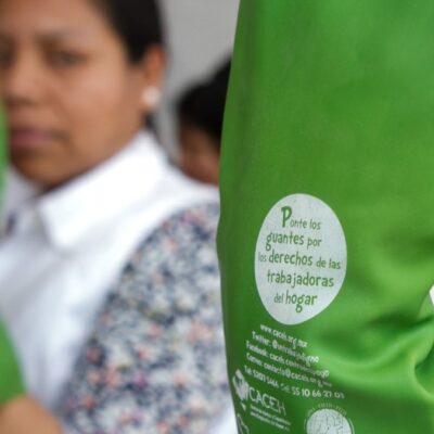 Trabajadoras del hogar ya pueden solicitar crédito al IMSS por 25 mil pesos