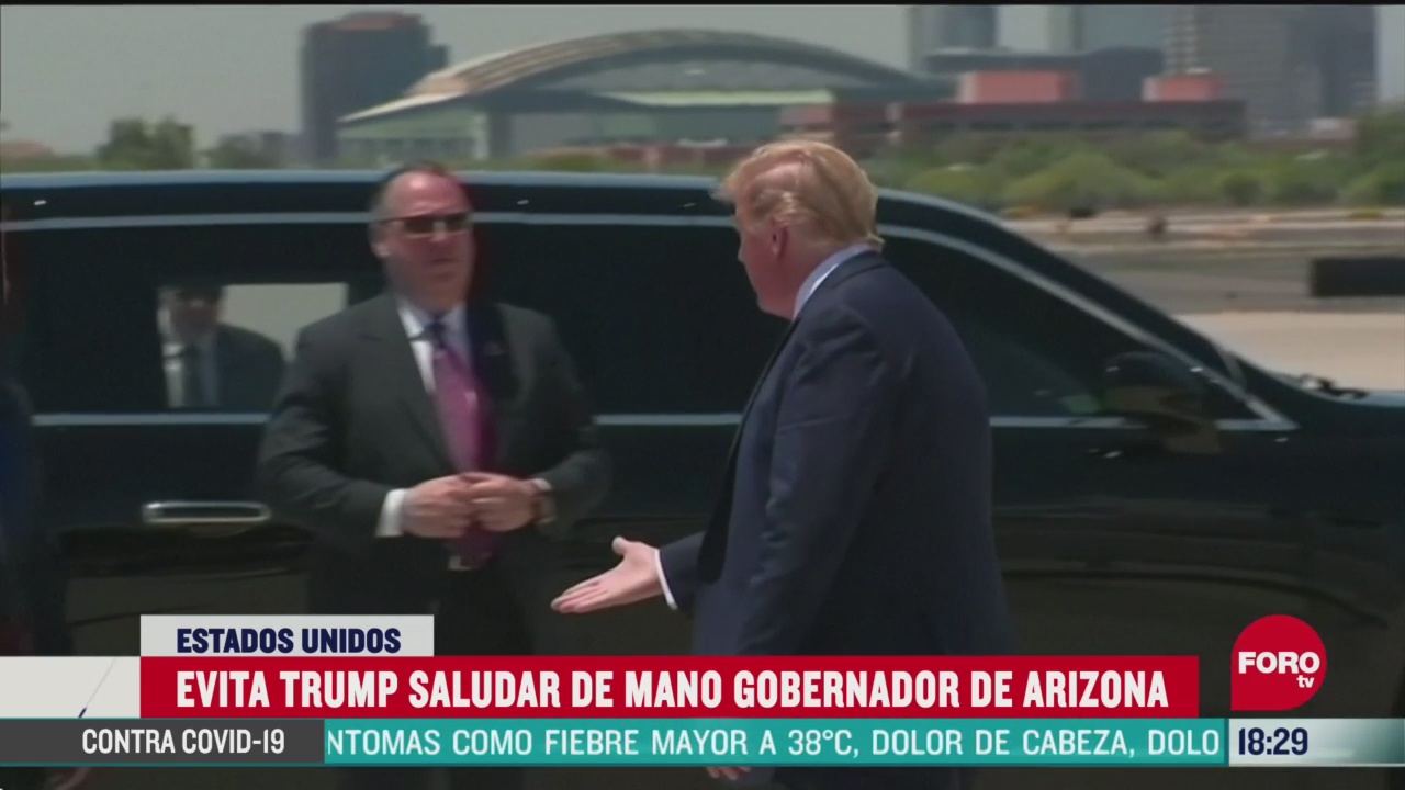 FOTO: trump evita saludar de mano a gobernador de arizona