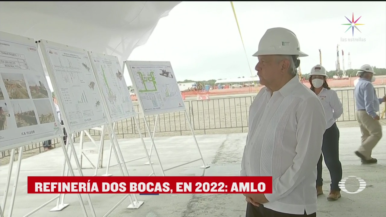 AMLO supervisa trabajos de construcción en refinería de Dos Bocas, Tabasco
