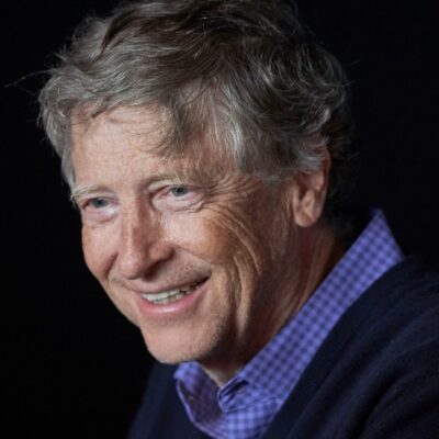 Bill Gates teme que desinformación disuada de vacunarse contra COVID-19