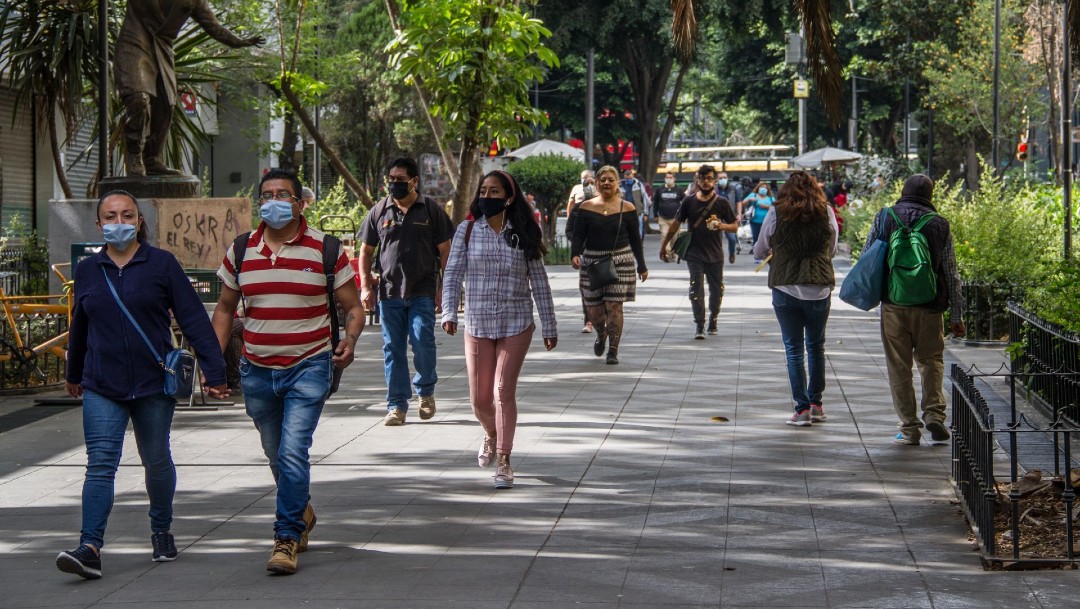 La movilidad aumentó en la Ciudad de México pese a los miles de casos de coronavirus. (Foto: Cuartoscuro)