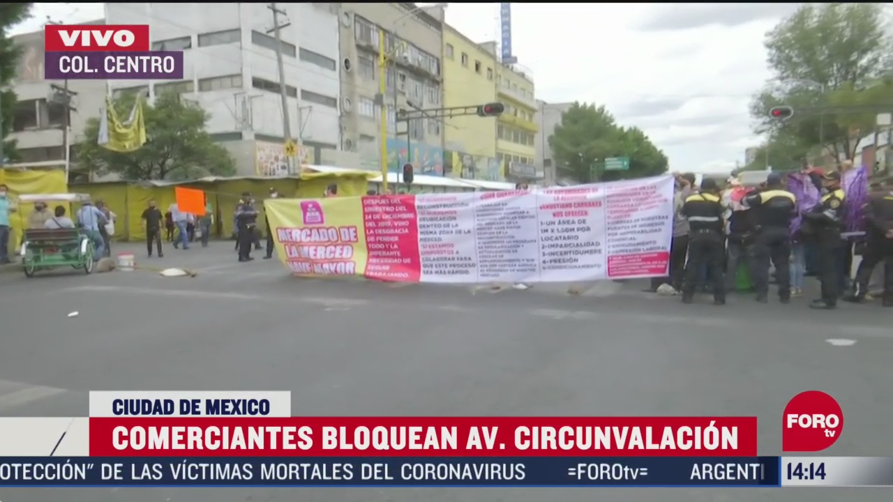 FOTO: comerciantes bloquean avenida circunvalacion en cdmx