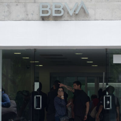 Usuarios reportan fallas en app de BBVA México