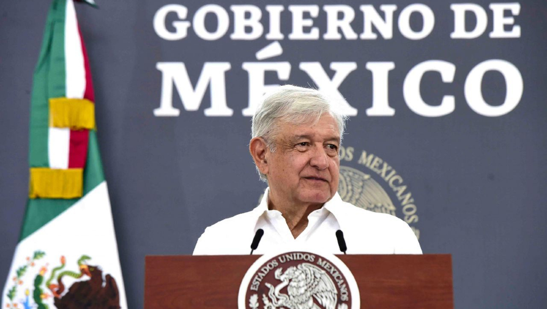 El presidente Andrés Manuel López Obrador, en su conferencia de prensa matutina. (Foto: Cuartoscuro/archivo)