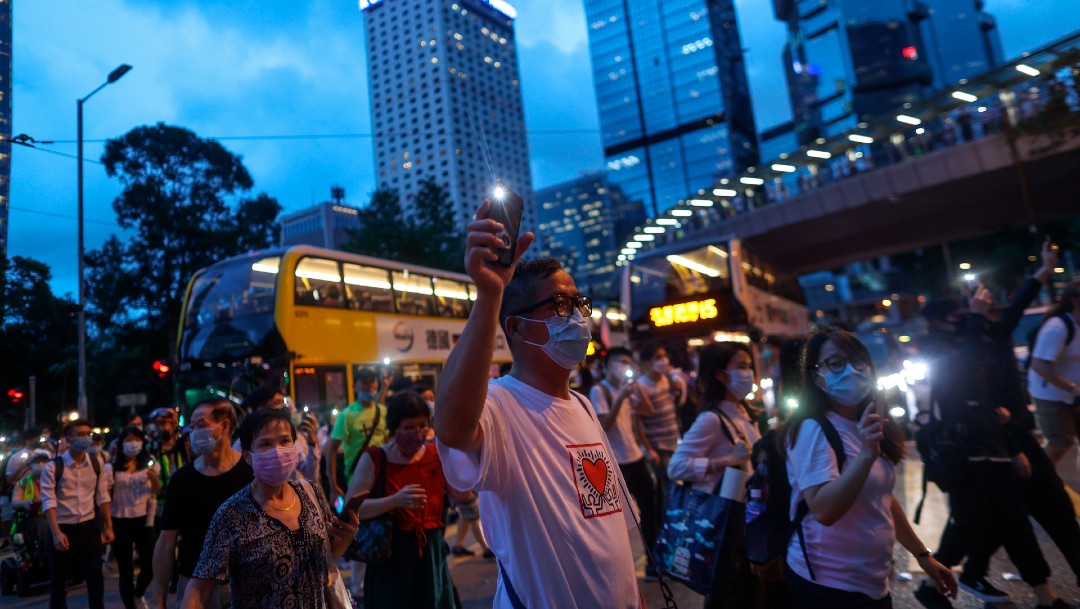 Entra en vigor en Hong Kong ley que prohíbe injurias a himno