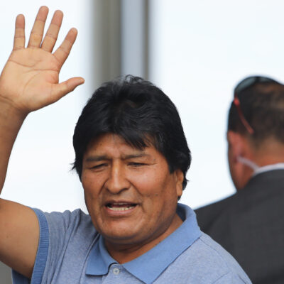 ‘Parte de mi vida queda en Argentina’: Evo Morales al regresar a Bolivia tras exilio