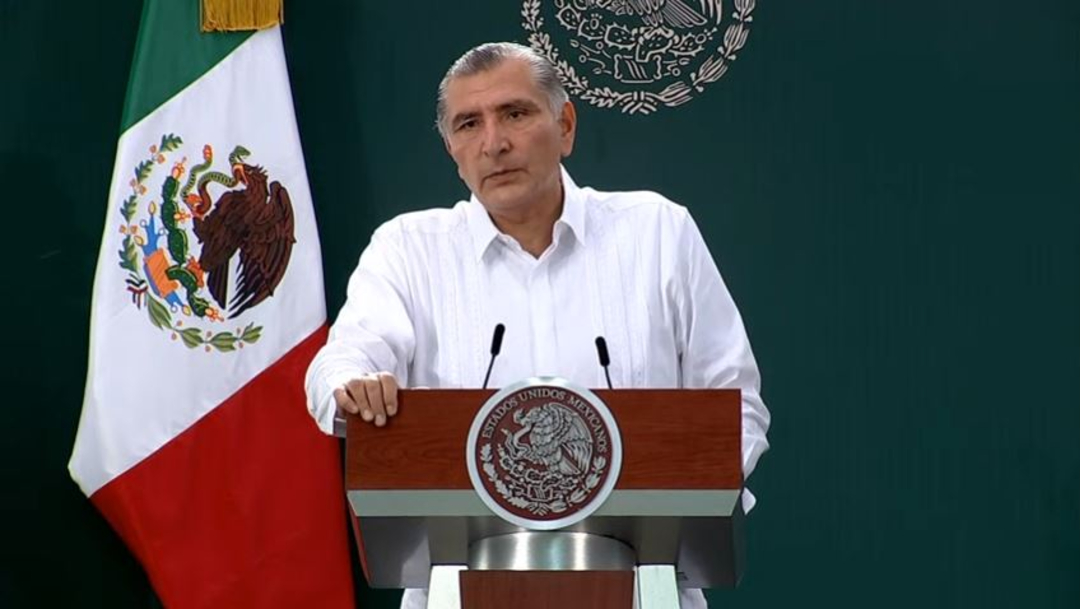 Adán Augusto López Hernández, Gobernador de Tabasco, en conferencia de prensa. (Foto: Redes sociales Gobierno de México)