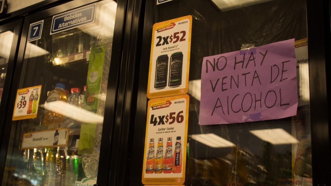 La alcaldía Magdalena Contreras informó que hasta el 15 de junio se suspende la venta de bebidas alcohólicas. (Foto: Cuartoscuro)