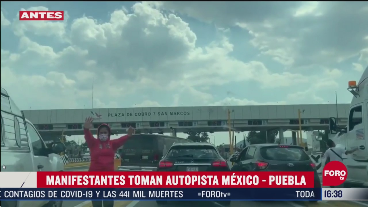 FOTO: manifestantes toman caseta en carretera mexico puebla