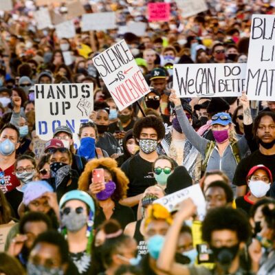 Varias ciudades de EEUU mantienen toque de queda por las protestas por caso Floyd