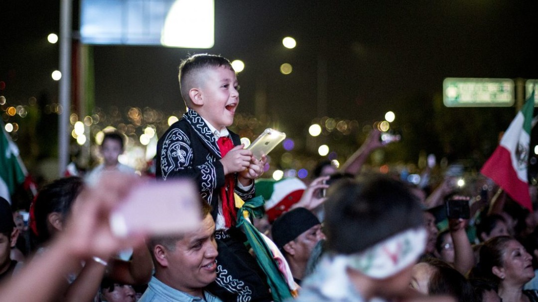 niño celebra Grito de Independencia en México