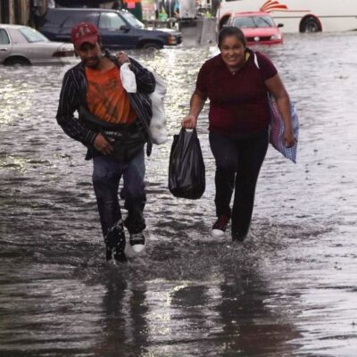 Onda tropical 7 provocará lluvias fuertes en México
