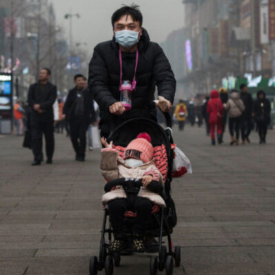 Pekín amplía las restricciones por el temor a una propagación masiva del coronavirus