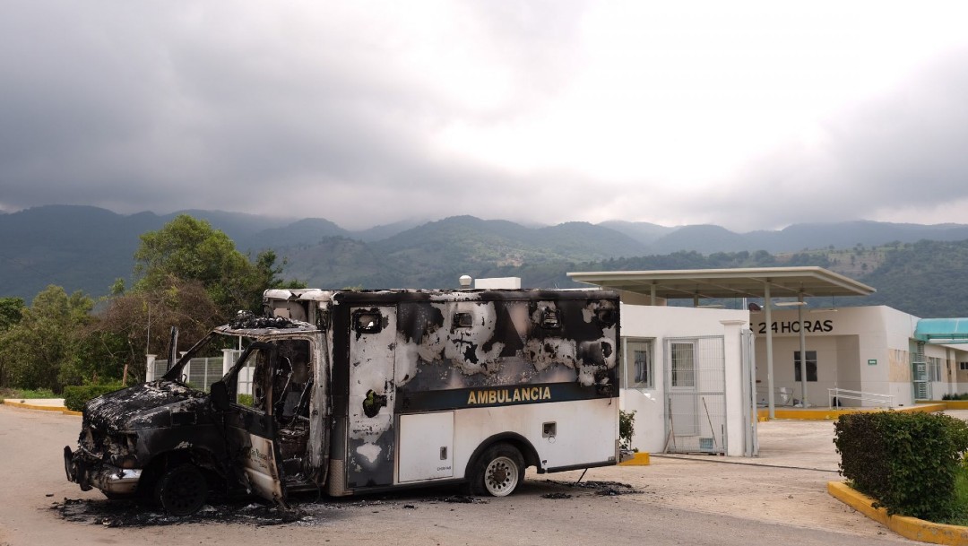 Por fake news sobre COVID-19, queman ambulancia y destrozan hospital en Chiapas