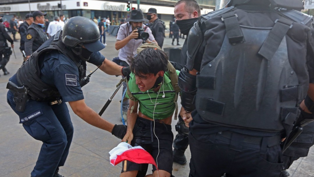 Protestan contra abuso policial en Jalisco. Cuartoscuro