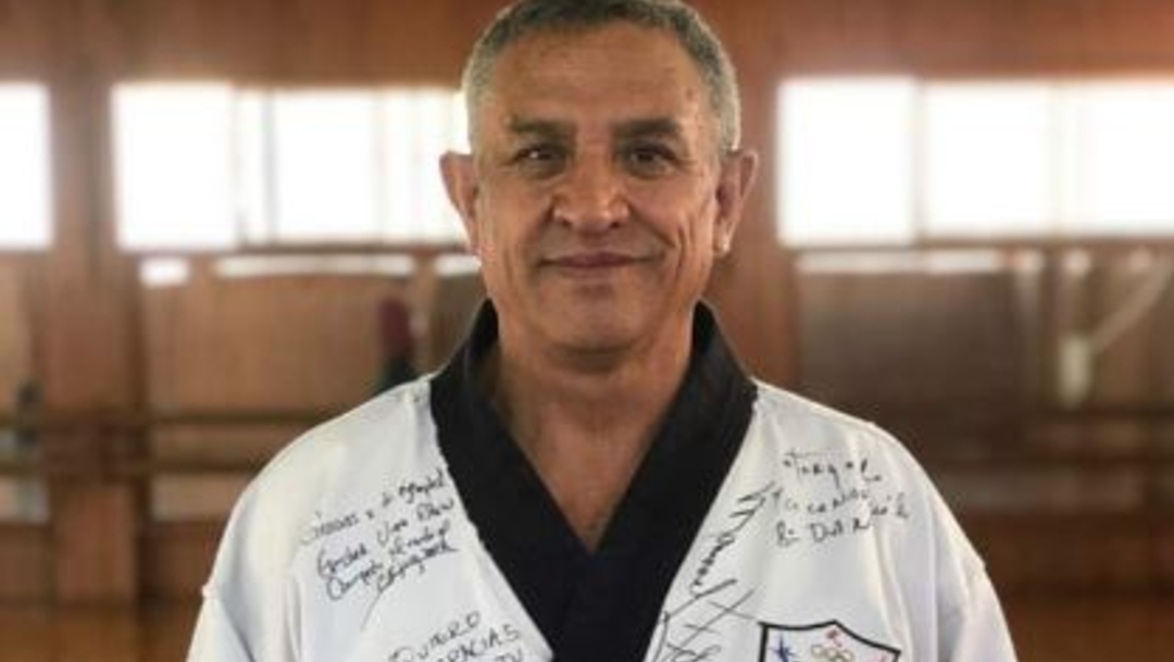 Muere Reinaldo Salazar, padre de los taekwondoínes olímpicos Óscar e Iridia Salazar. (Foto: @COM_Mexico)