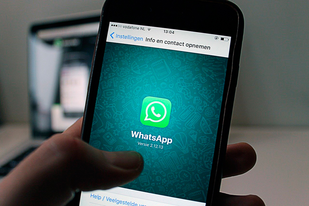 Suspenden pagos y transferencias por WhatsApp en Brasil