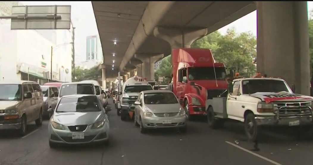 transportistas protestan en periferico en cdmx