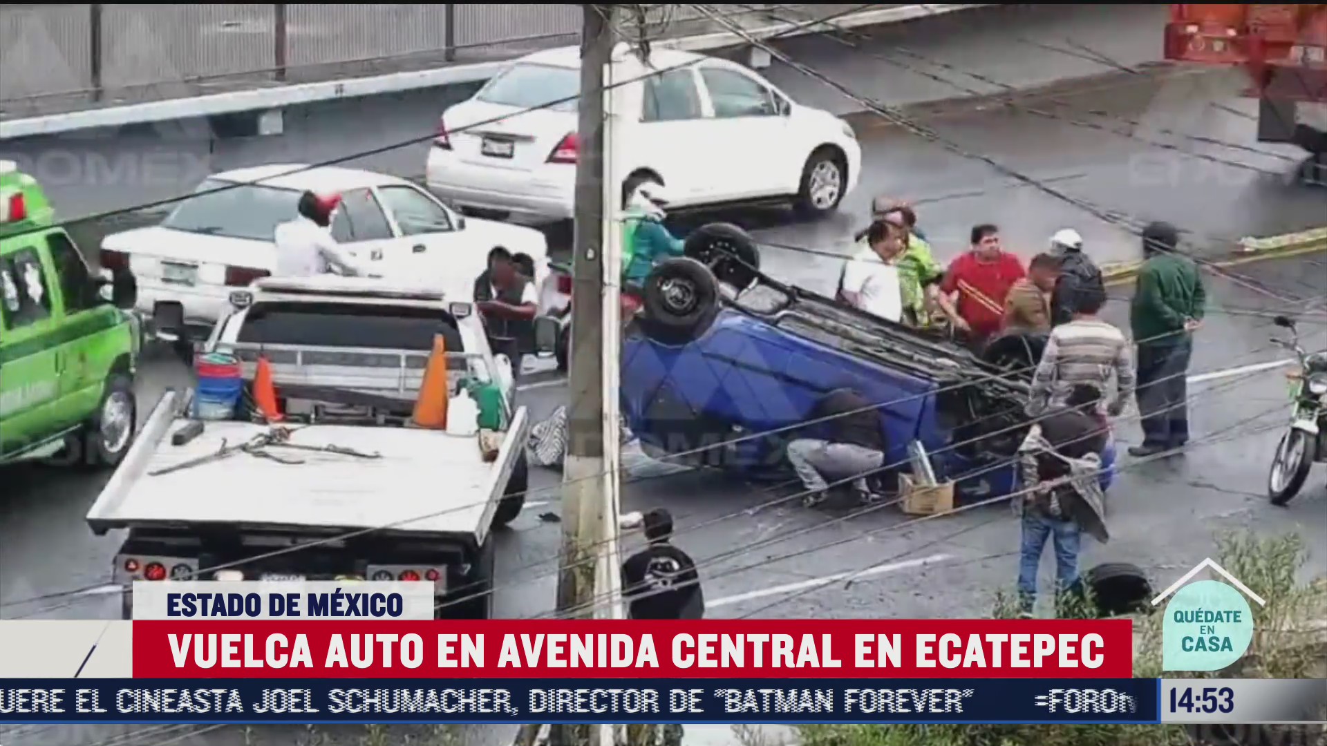 vuelca vehiculo en avenida central en ecatepec
