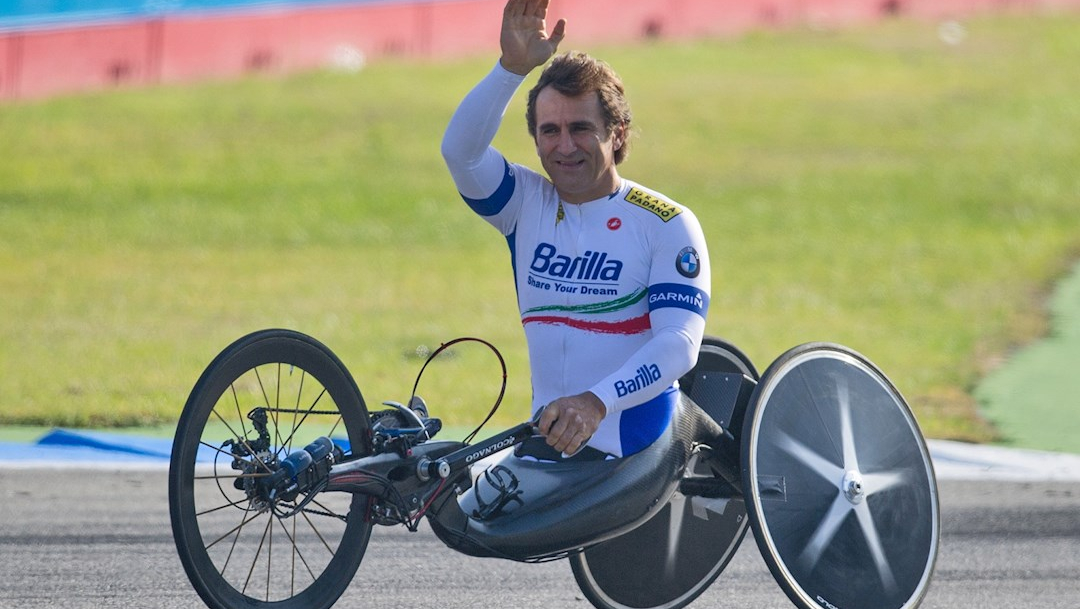 Alex Zanardi, expiloto de Fórmula Uno y ganador de cuatro medallas de oro paralímpicas. (Foto: EFE/archivo)