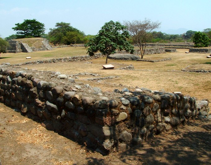 Se incendia zona arqueológica de El Chanal en Colima