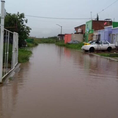 Lluvias dejan inundaciones y afectaciones en Guadalajara, Jalisco