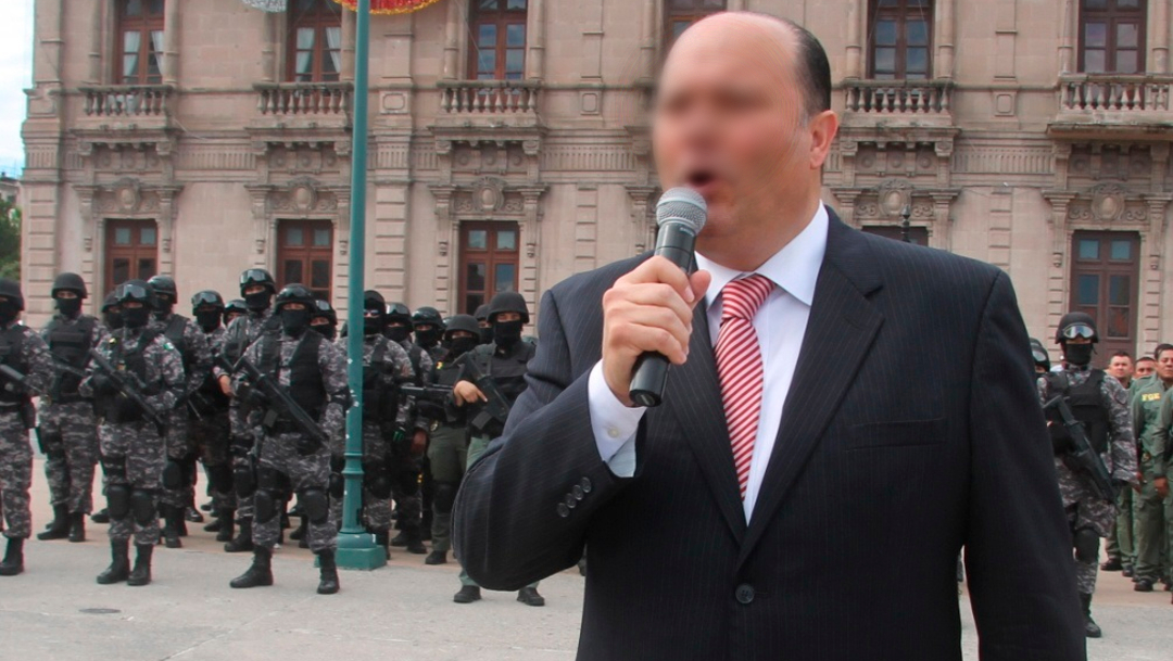El exgobernador de Chihuahua, César Duarte, durante su despedida con las fuerzas de seguridad del estado