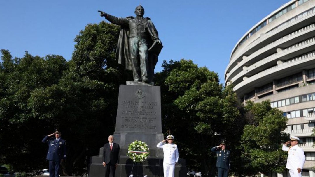 Cómo acabó una estatua de Benito Juárez en la capital de EEUU