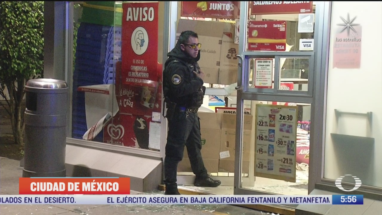 detienen a dos hombres por asaltar tienda de conveniencia en la gam en cdmx