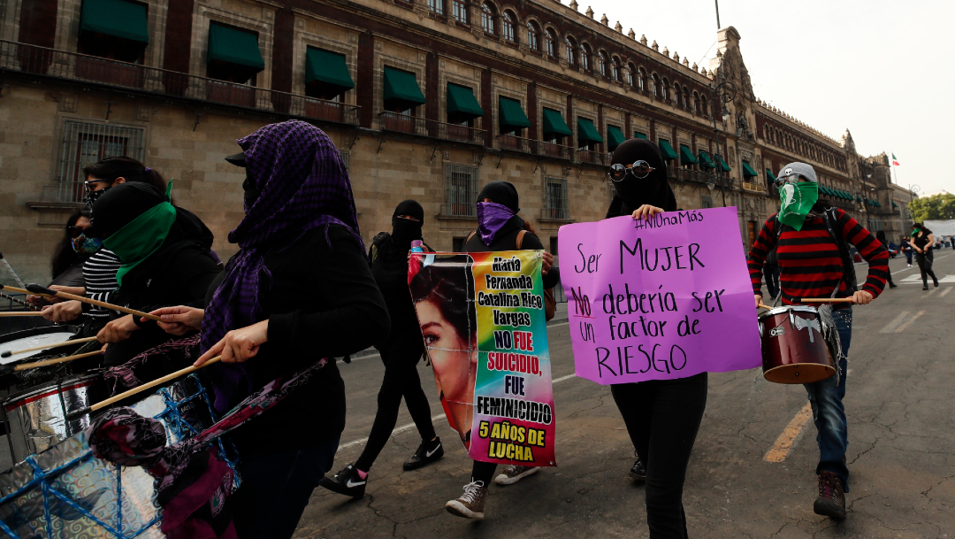 Familiares de víctimas de feminicidio exigen justicia al Gobierno de AMLO