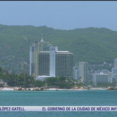 Fenómeno meteorológico sorprende a habitantes de Acapulco
