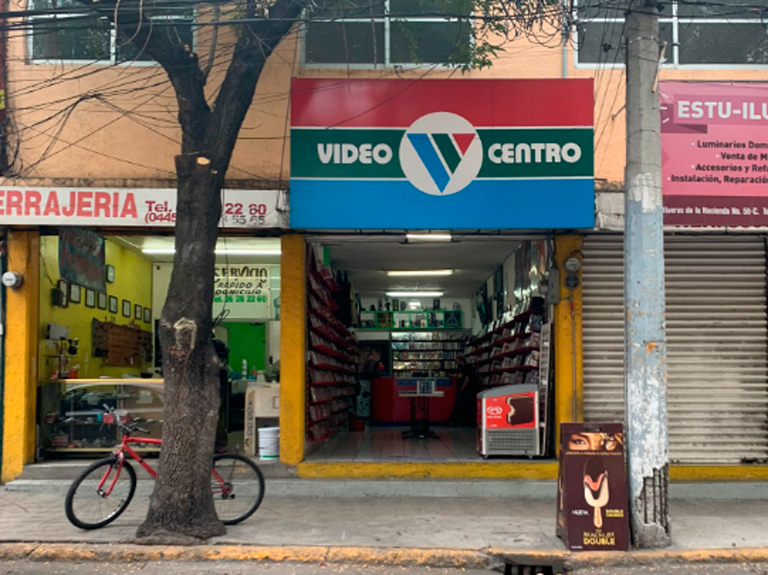Fotos de un Videocentro en el Estado de México sorprenden en redes sociales