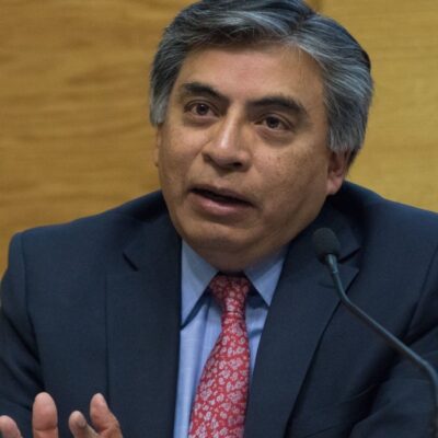 Economía mexicana se hundiría hasta 10.5% en 2020: subgobernador de Banxico