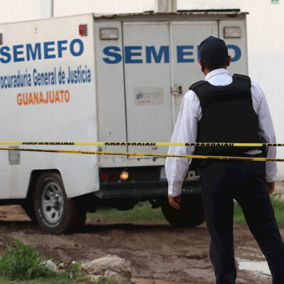 AMLO promete 'no abandonar a Guanajuato' tras masacre de 26 personas