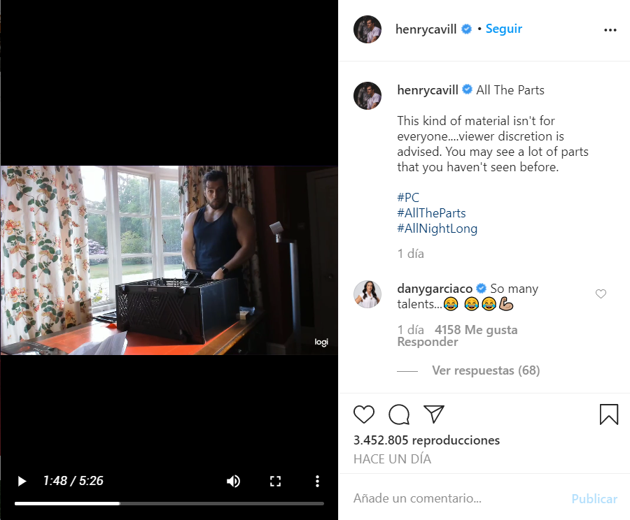 Henry Cavill armando una Pc Gaming. Captura de pantalla, Instagram.