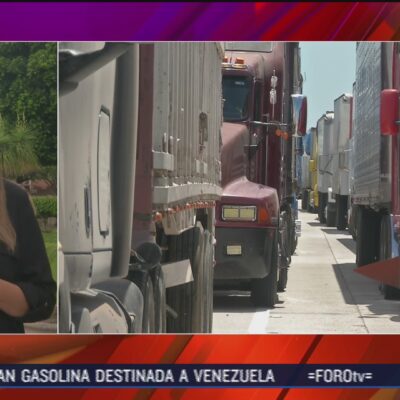 Indígenas Yaquis bloquean carretera a transportistas en Sonora