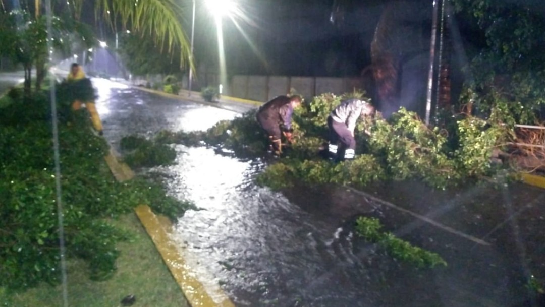 Lluvia intensa con granizo afecta Zona Metropolitana de Cuernavaca, Morelos