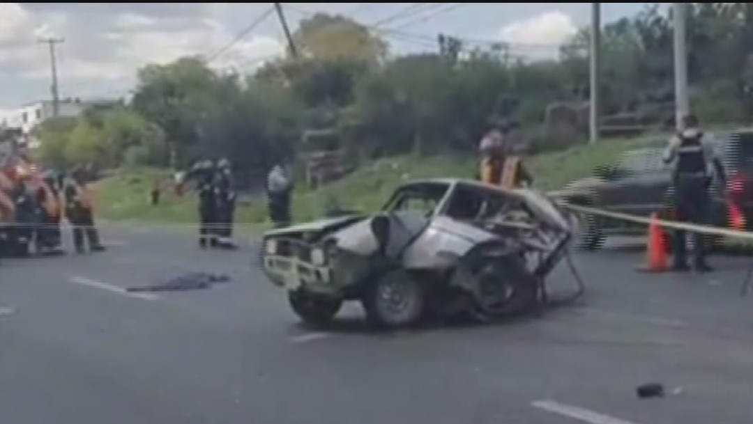 Mueren al menos cinco personas tras accidente en la Querétaro-San Luis Potosí