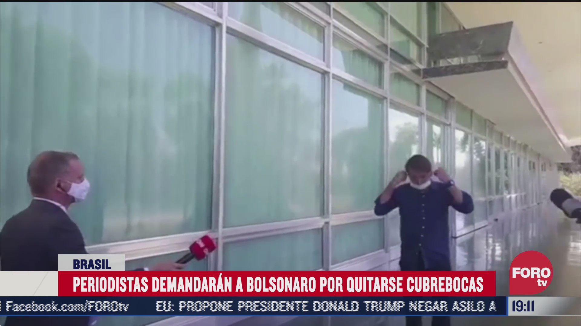 Jair Bolsonaro se quita el cubrebocas contagiado de coronavirus frente a periodistas y ellos lo demandan