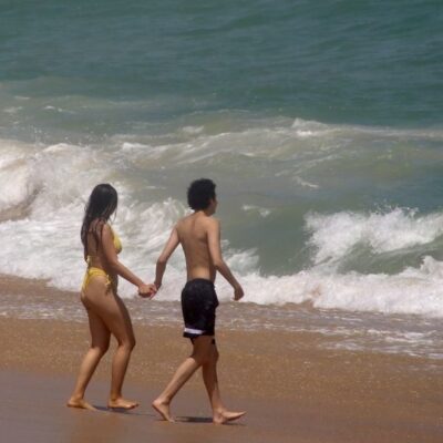 Playas de Acapulco cerrarían de nuevo si turistas incumplen medidas por COVID-19