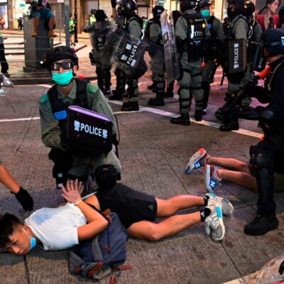 Policía de Hong Kong detiene a 300 personas con nueva ley de seguridad