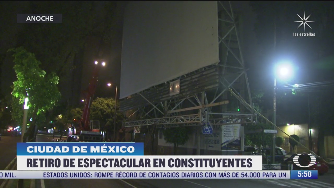 retiran anuncio espectacular de edificio de la colonia san miguel chapultepec en cdmx