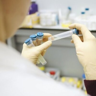 UNAM trabaja en vacuna y tratamiento contra coronavirus basado en dexametasona