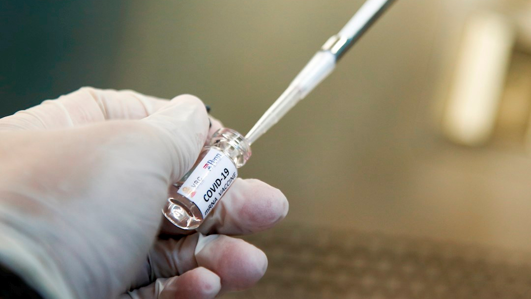 Científicos de Rusia elogian resultados de vacuna para COVID