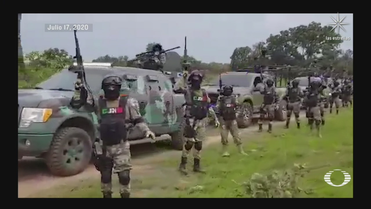 video del cjng donde muestran armamento yvehículos blindados y aseguran ser gente de El Mencho